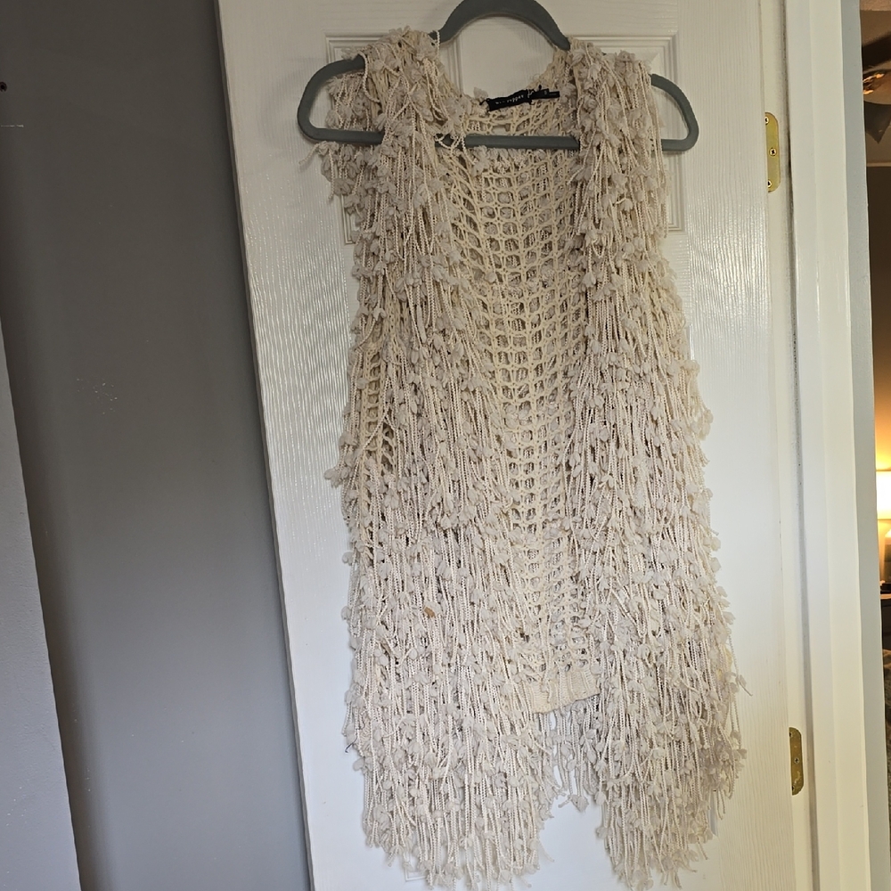Blu Pepper Ivory Knit Vest with Fringe